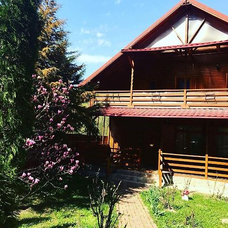 Casa De Vacanta Caciulata Luaran gambar