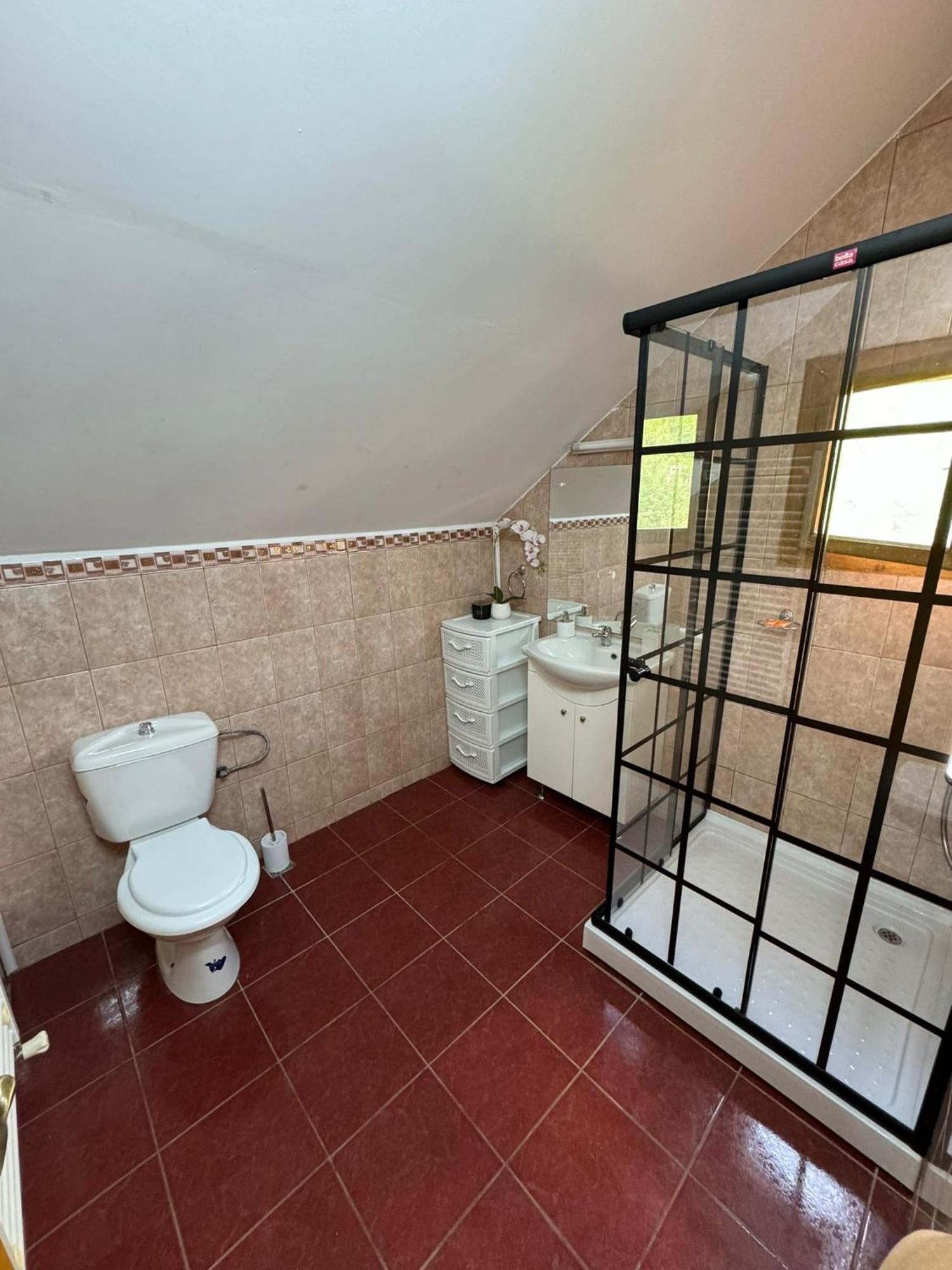 Casa De Vacanta Caciulata Luaran gambar