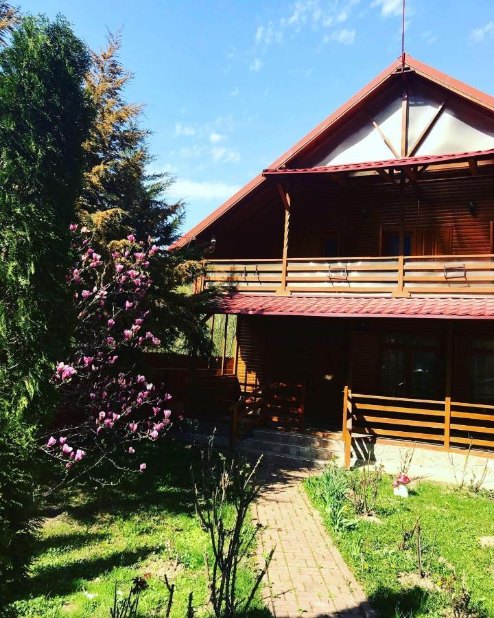 Casa De Vacanta Caciulata Luaran gambar